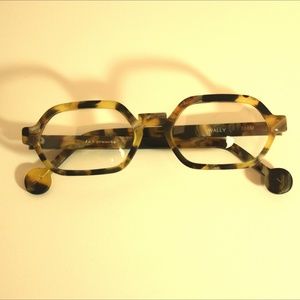 la eyeworks new vintage plastic glasses frame